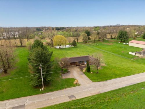 1835 W 300 N, La Porte, IN, 46350 | Card Image