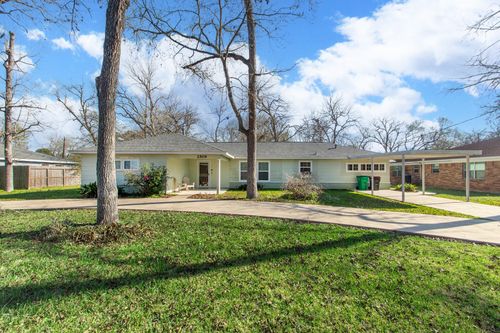 2509 Ward Rd, Baytown, TX, 77520-5514 | Card Image