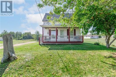 1093 Rte 133, House other with 2 bedrooms, 1 bathrooms and null parking in Grand Barachois NB | Image 2