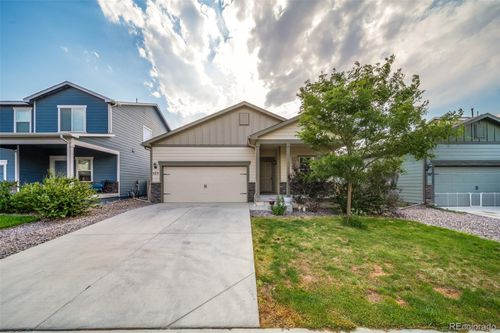 333 Spruce St, Bennett, CO, 80102-8667 | Card Image