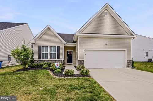 678 Mayfield Falls Dr, Newark, DE, 19702-5556 | Card Image