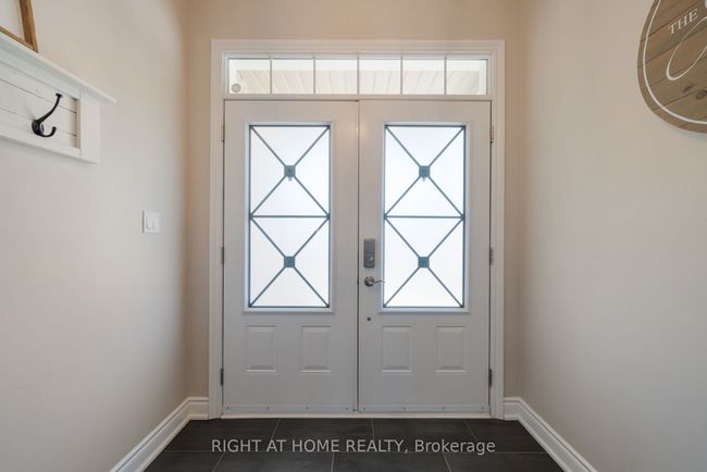 41 St Augustine Dr, House other with 4 bedrooms, 3 bathrooms and 2 parking in Whitby ON | Image 4