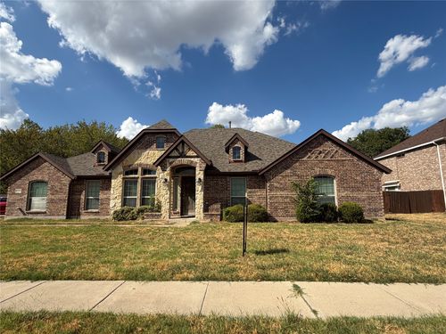 1253 Carriage Creek Dr, Desoto, TX, 75115-3897 | Card Image