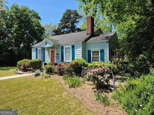 145 Carolina Ave, Macon, GA, 31204-2809 | Card Image