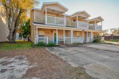 2404 Suwanee Ln, Fort Walton Beach, FL, 32547-5129 | Card Image