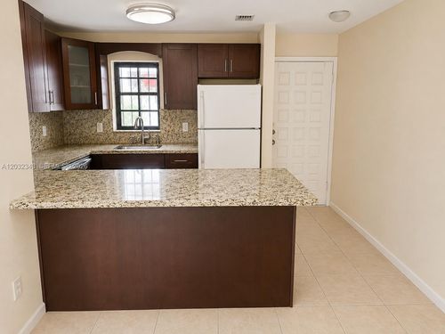 2-30-11789 Sw 18th St, Miami, FL, 33175-1627 | Card Image