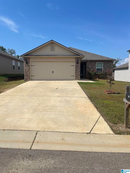 60 Buckhorn Ln, LINCOLN, AL, 35096-5341 | Card Image