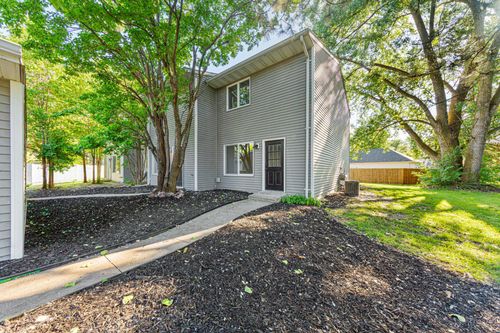 1639 Pleasant View Dr, North Mankato, MN, 56003-2429 | Card Image