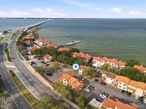63 Bay Bridge Dr, Gulf Breeze, FL, 32561-4468 | Card Image