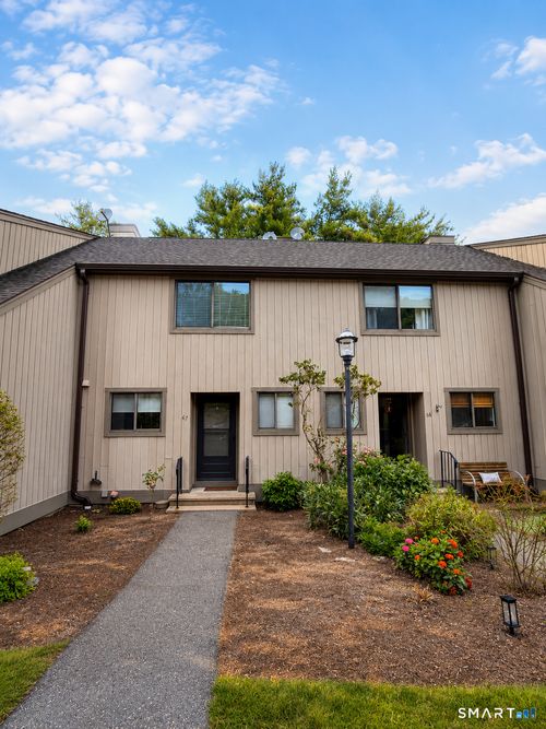 67-67 Cambridge Ct, Beacon Falls, CT, 06403-4920 | Card Image