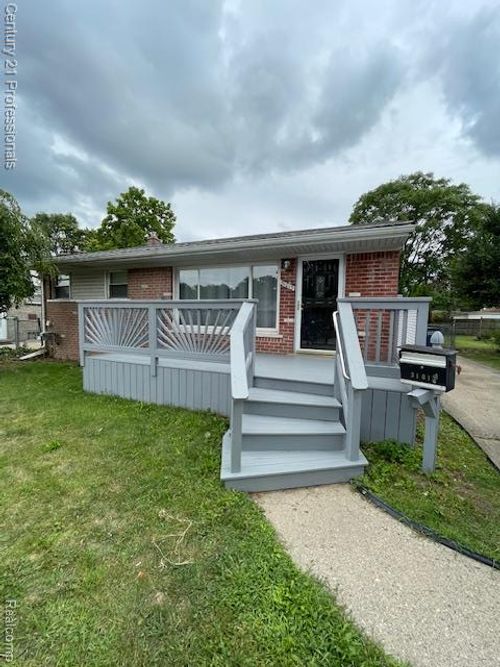 31013 Beechnut, Westland, MI, 48186 | Card Image