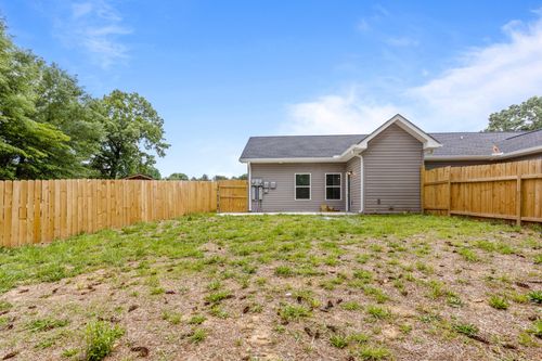 4718 Metro Park Ln, HIXSON, TN, 37343-5781 | Card Image