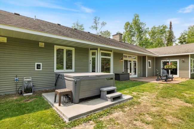 677 County Road 60, House other with 3 bedrooms, 3 bathrooms and null parking in Grand Marais MN | Image 11