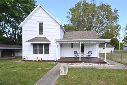 32 Mill St, Dearborn, MO, 64439-9144 | Card Image