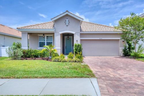 2034 Mesic Hammock Way, VENICE, FL, 34292-4154 | Card Image