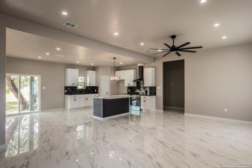 12946 Prosperidad Ln, Atascosa, TX, 78002-2281 | Card Image