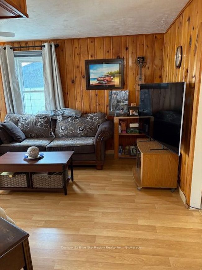 4 Springgarden Ave, House other with 4 bedrooms, 2 bathrooms and 4 parking in Temagami ON | Image 4