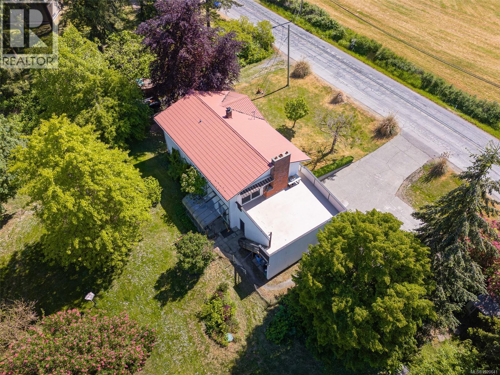 Residential in Cowichan Bay 4