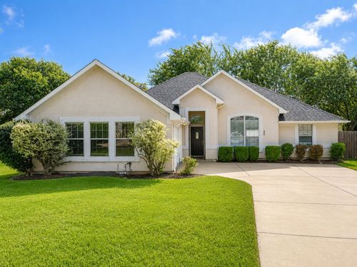 500 Hidden Meadow Ct, Desoto, TX, 75115-5096 | Card Image