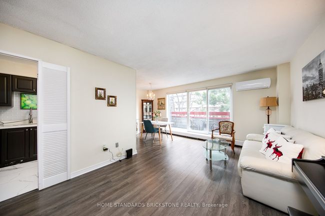255 - 10 Eddystone Ave, Condo with 3 bedrooms, 2 bathrooms and 1 parking in North York ON | Image 8
