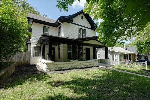 200 S Willis Ave, Independence, MO, 64050-3558 | Card Image