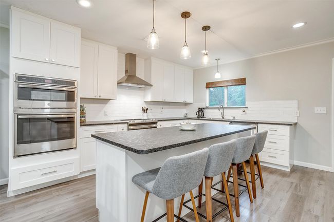 1 - 3707 Knob Hill Rd, Home with 5 bedrooms, 4 bathrooms and 3 parking in Azle TX | Image 7
