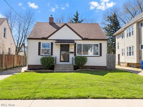 3362 E 146th St, Cleveland, OH, 44120-4128 | Card Image