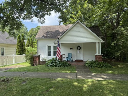 411 N Washington St, Tullahoma, TN, 37388-3652 | Card Image