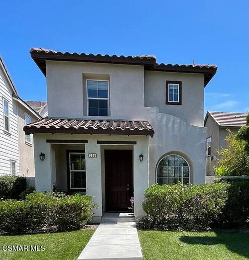 708 Owens River Dr, Oxnard, CA, 93036-5359 | Card Image