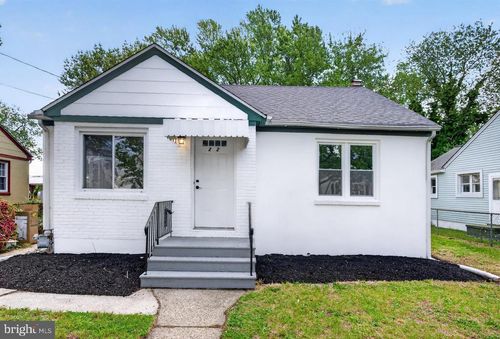22 W 4th Ave, RUNNEMEDE, NJ, 08078-1301 | Card Image