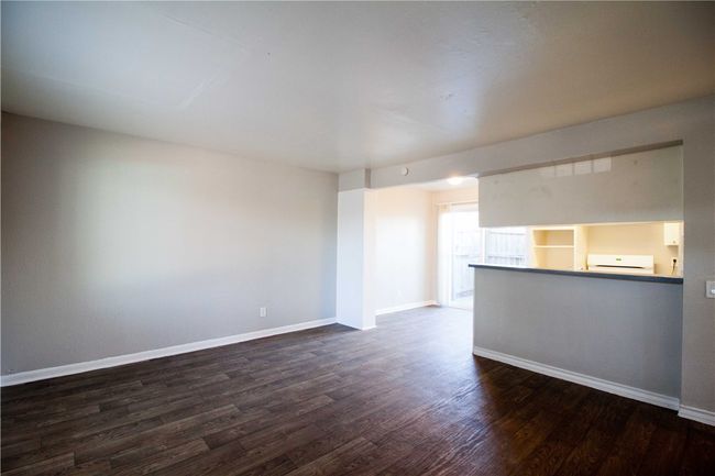 A25 - 2506 Manor Cir, Home with 2 bedrooms, 1 bathrooms and 1 parking in Austin TX | Image 8