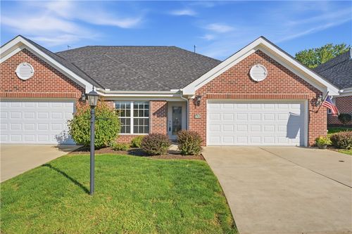 425 River Glen Dr, Baden, PA, 15005-1225 | Card Image