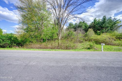 L37.4 Burden Lake Rd, East Greenbush, NY, 12061 | Card Image