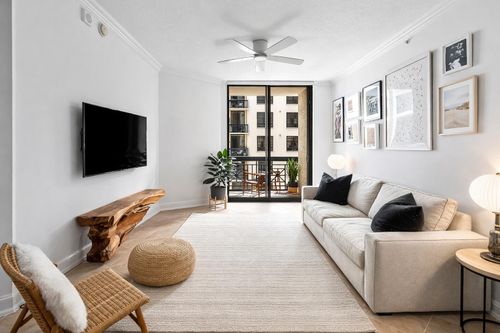 1605-701 S Olive Ave, West Palm Beach, FL, 33401-6104 | Card Image