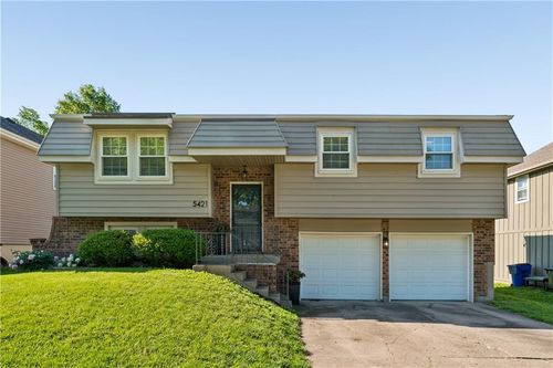 5421 Crest Dr, Kansas City, KS, 66106-3223 | Card Image
