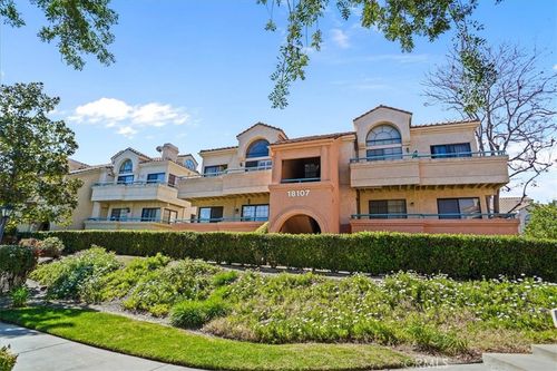 unit-462-18107 Erik Ct, Canyon Country, CA, 91387-4906 | Card Image