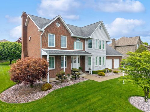 9470 Pembroke Cir, North Huntingdon, PA, 15642-5614 | Card Image