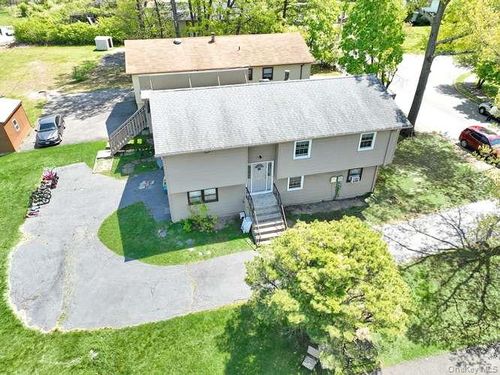 60 Brewer Rd, Monsey, NY, 10952-4008 | Card Image