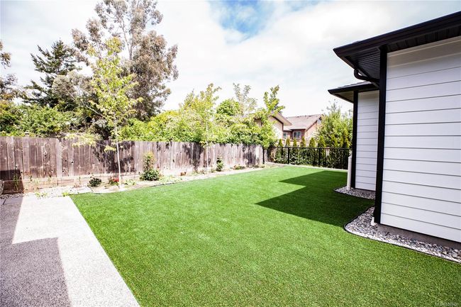850 Snowdrop Ave, House other with 6 bedrooms, 6 bathrooms and 5 parking in Victoria BC | Image 58