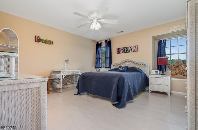 4 Hook Mountain Dr, House other with 5 bedrooms, 4 bathrooms and null parking in Annandale NJ | Image 29