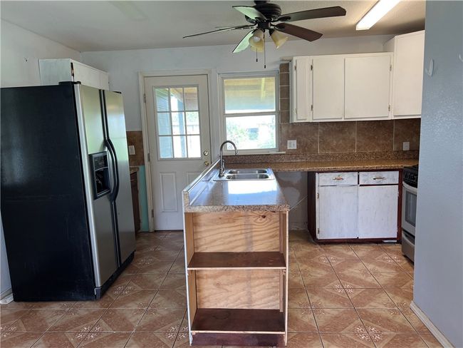 1209 W Cypress St, House other with 2 bedrooms, 1 bathrooms and null parking in Rogers AR | Image 6