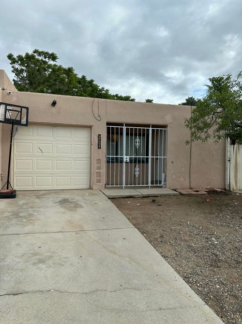 6027 Redlands Rd Nw, Albuquerque, NM, 87120-1362 | Card Image