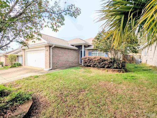 5760 Jade Moon Cir, Milton, FL, 32583-8582 | Card Image