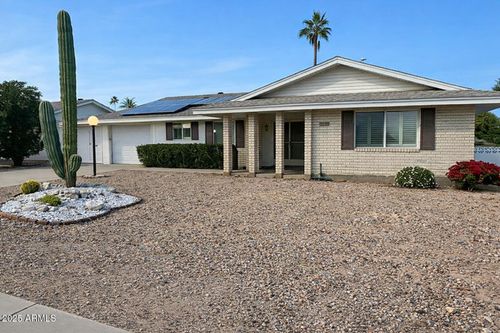 11040 W Salem Dr, Sun City, AZ, 85351-4317 | Card Image