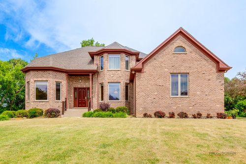 41 Park View Ln, Hawthorn Woods, IL, 60047-8968 | Card Image