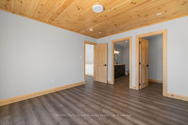 49 Hardies Rd, House other with 6 bedrooms, 3 bathrooms and 10 parking in Mckellar ON | Image 25