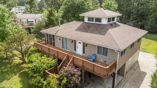 1005 Pirates Cove Cir, Oriental, NC, 28571-9569 | Card Image