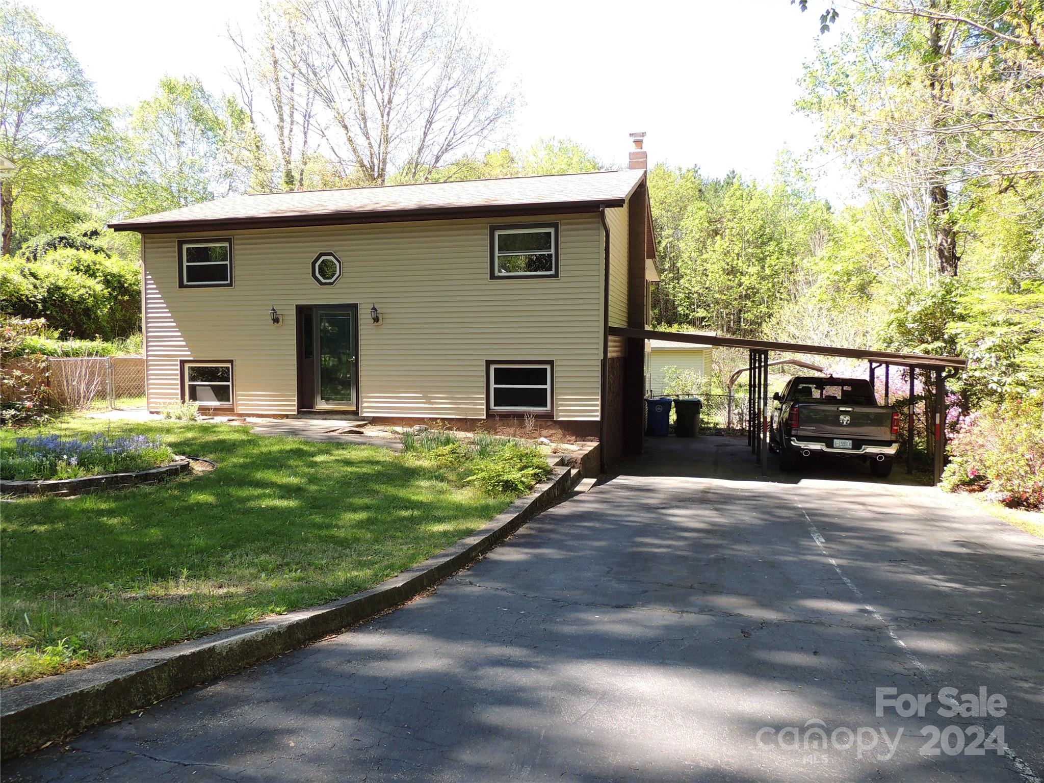 Appalachian Way, Asheville, NC 28806