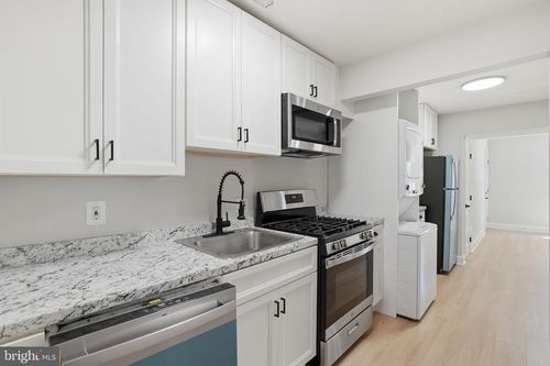 1-1250 Queen St Ne, WASHINGTON, DC, 20002-2822 | Card Image