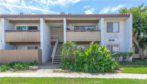 l3-2511 W Sunflower Ave, Santa Ana, CA, 92704-7511 | Card Image